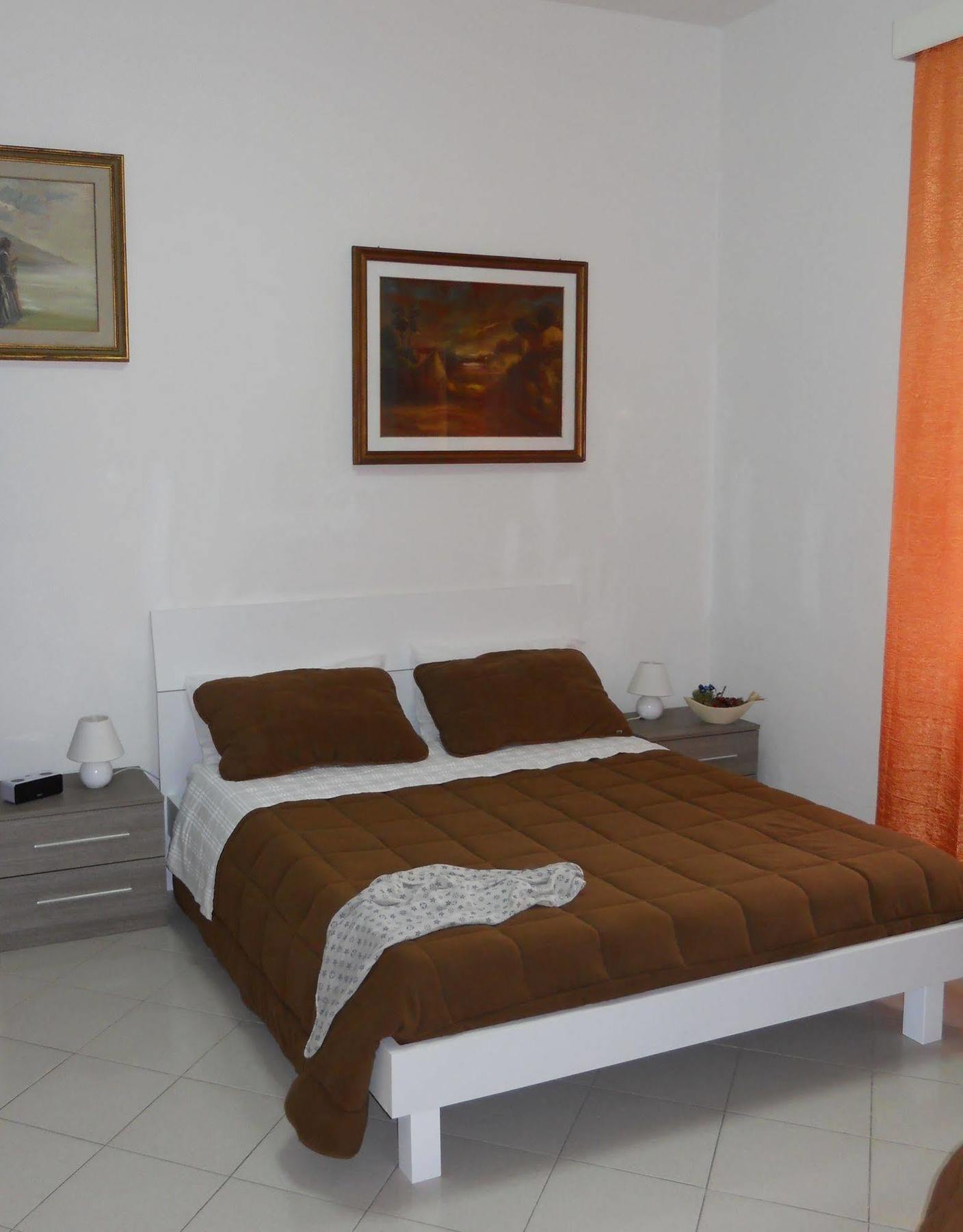 Greenriver Hotel Ponsacco Bagian luar foto
